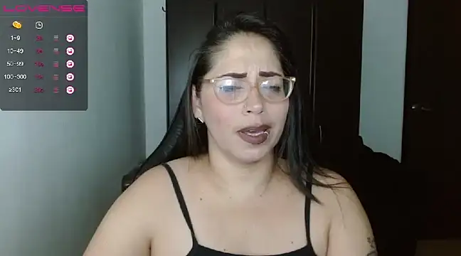 natashasmithe online show from 01/17/25, 04:06