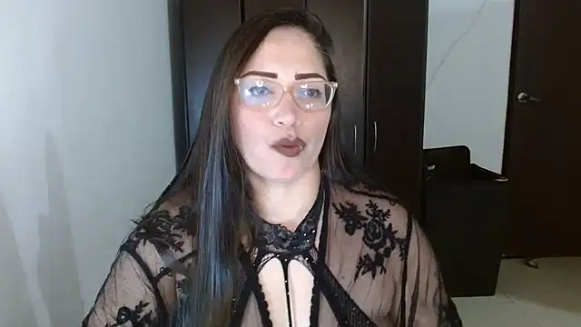 natashasmithe online show from 10/12/25, 12:09