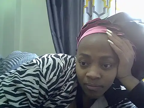 Snapshot of Brown_sexy chatting on 07/09/26, 10:47 Brown sexy online show from 07/09/26, 10:47