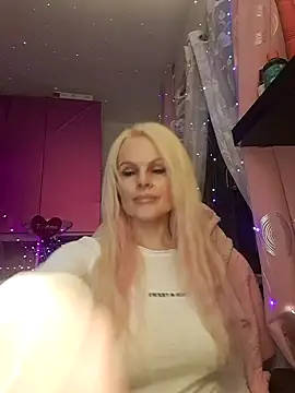 Snapshot of Angeldevilus chatting on 01/10/25, 12:49 Angeldevilus online show from 01/10/25, 12:49