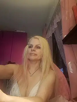 Snapshot of Angeldevilus chatting on 03/07/25, 05:06 Angeldevilus online show from 03/07/25, 05:06