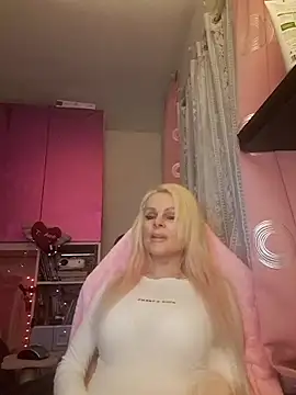 Snapshot of Angeldevilus chatting on 03/14/25, 05:57 Angeldevilus online show from 03/14/25, 05:57