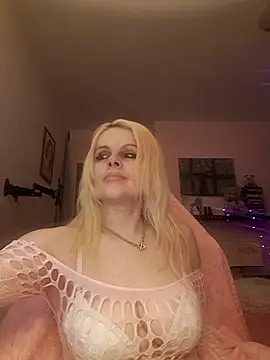 Snapshot of Angeldevilus chatting on 09/18/25, 12:12 Angeldevilus online show from 09/18/25, 12:12