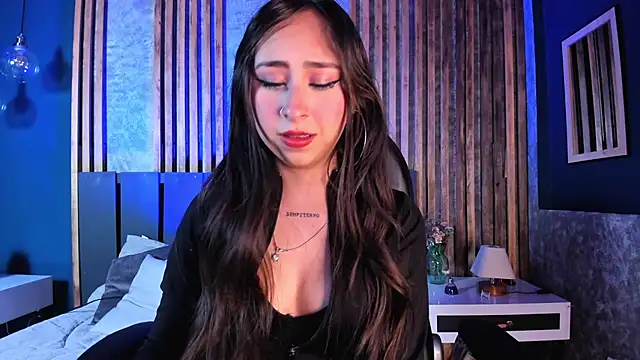  cloe martinez online show from 12/23/24, 01:40