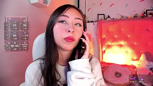  cloe martinez online show from 02/21/25, 08:27