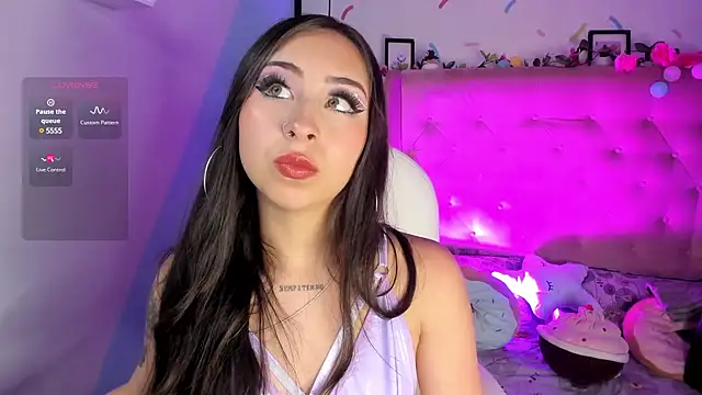  cloe martinez online show from 02/28/25, 11:34