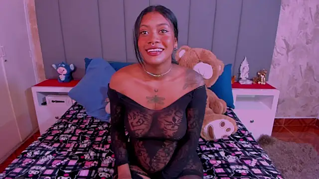 JulianaMiller online show from 01/19/25, 01:43