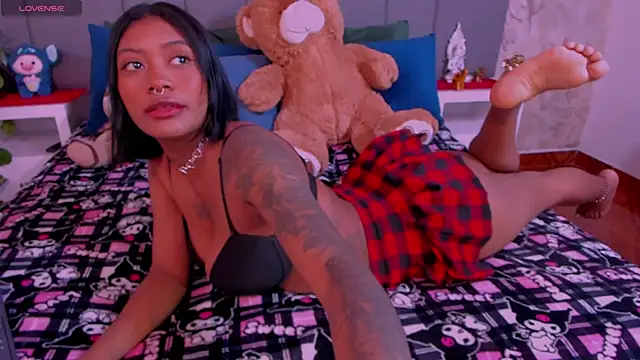 JulianaMiller online show from 01/24/25, 01:13