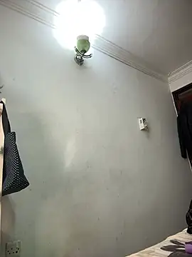 Snapshot of t-Booty_risky_ chatting on 01/21/25, 11:56 t-Booty risky online show from 01/21/25, 11:56