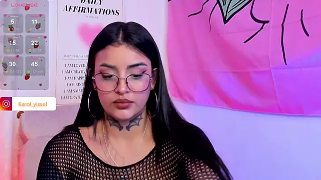 Hinataw33d01 online show from 03/12/25, 12:53