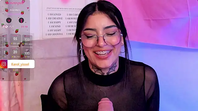 Hinataw33d01 online show from 03/17/25, 05:12