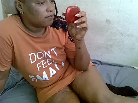 Crystal  Gee online show from 02/13/25, 08:27