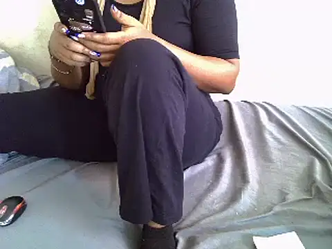 Crystal  Gee online show from 03/12/25, 07:13