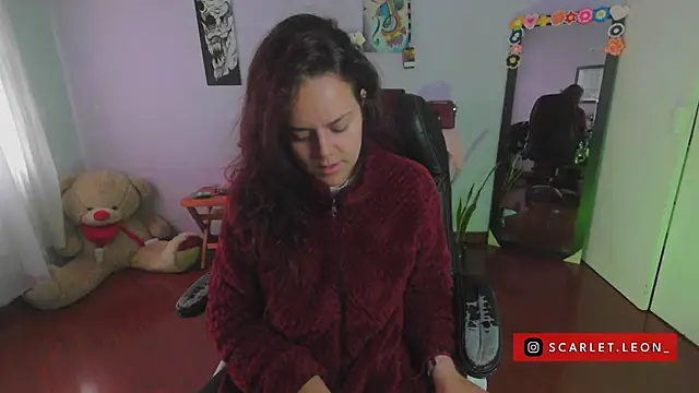 Scarletleon77 online show from 03/04/25, 02:53