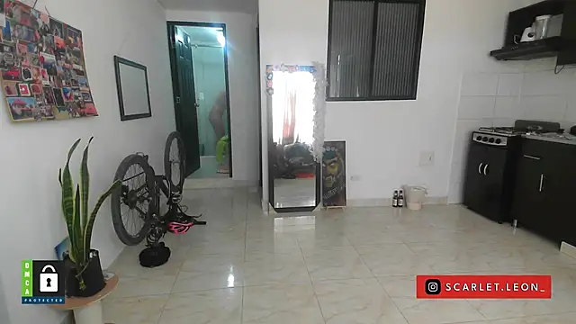 Scarletleon77 online show from 09/16/25, 03:35