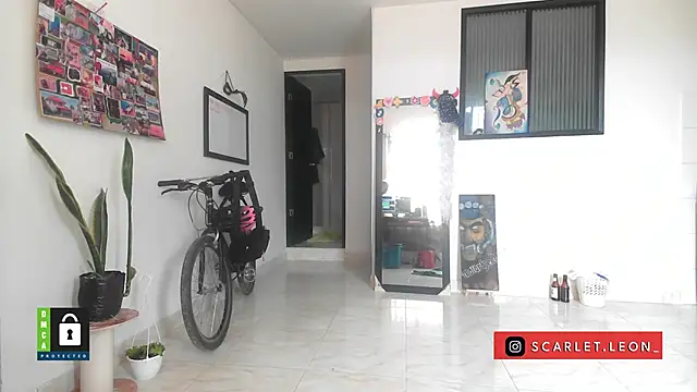 Scarletleon77 online show from 10/28/25, 01:14