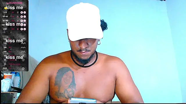 yosoy enzo2020 online show from 03/11/25, 12:33