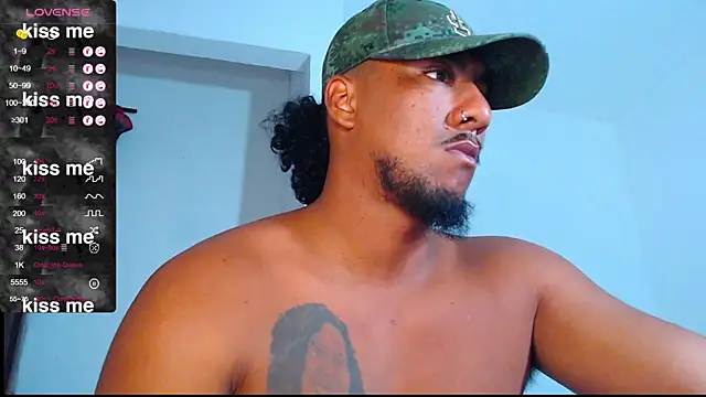 yosoy enzo2020 online show from 03/17/25, 10:49