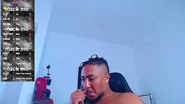 yosoy enzo2020 online show from 09/20/25, 11:44