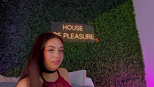 sarah-bonneth online show from 03/11/26, 11:38