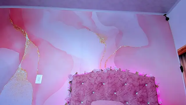 Khassia f32 online show from 03/10/25, 05:07