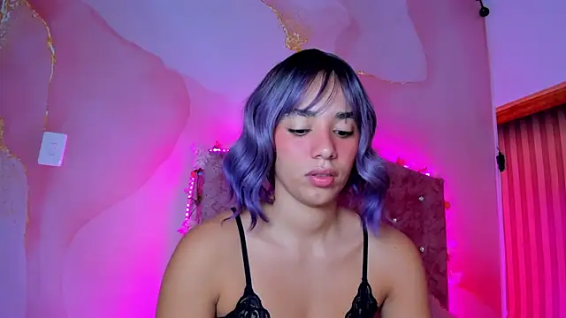 Khassia f32 online show from 03/18/25, 10:57