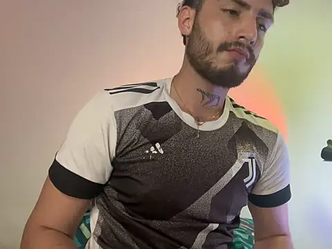 axel giracr online show from 12/14/24, 11:56