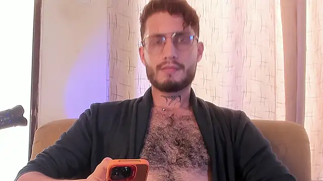 axel giracr online show from 02/23/25, 07:07