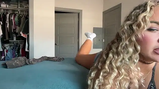 ElenaErickson online show from 01/27/25, 10:49