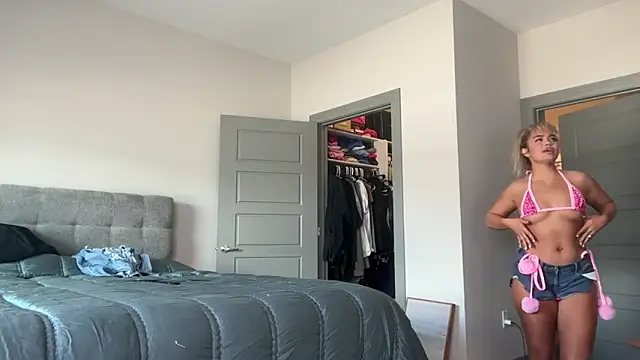 ElenaErickson online show from 03/03/25, 07:49