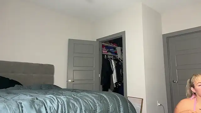 ElenaErickson online show from 03/04/25, 01:55