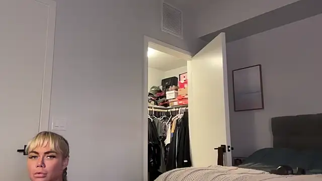 ElenaErickson online show from 04/13/26, 02:28