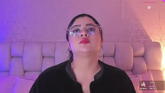 Snapshot of Emilyboobss chatting on 03/14/25, 09:46 Emilyboobss online show from 03/14/25, 09:46