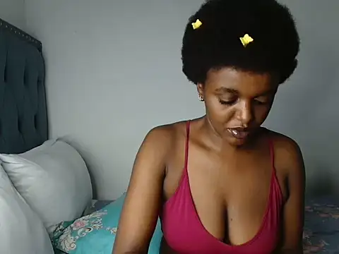 Snapshot of FaeMDom2 chatting on 01/16/25, 09:40 FaeMDom2 online show from 01/16/25, 09:40