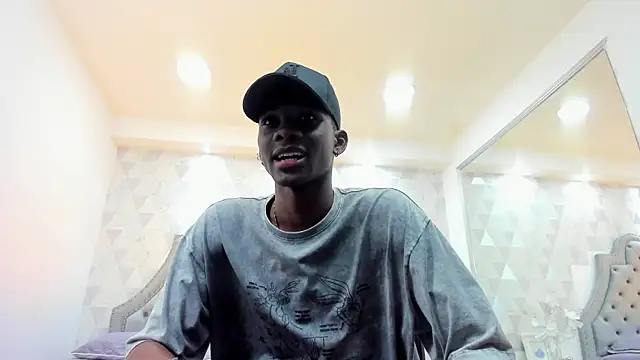 JacksonMuller  online show from 01/17/25, 03:22