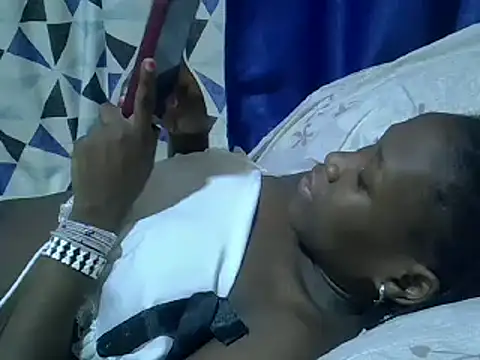 Snapshot of just_nala chatting on 03/14/25, 09:46 just nala online show from 03/14/25, 09:46