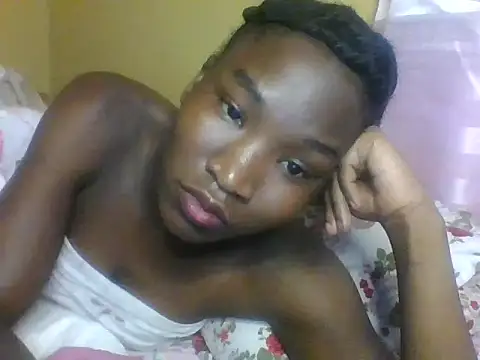 Snapshot of just_nala chatting on 09/25/25, 02:32 just nala online show from 09/25/25, 02:32