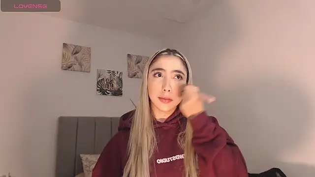 Marian se online show from 03/25/26, 01:44