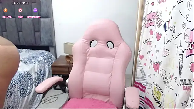 Alicelunaa online show from 03/08/26, 09:51