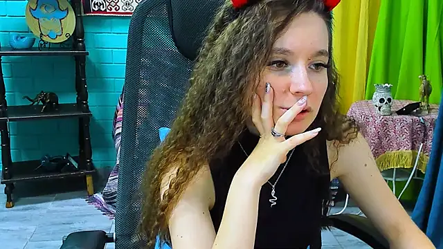 Miss Barbara  online show from 03/17/25, 04:01