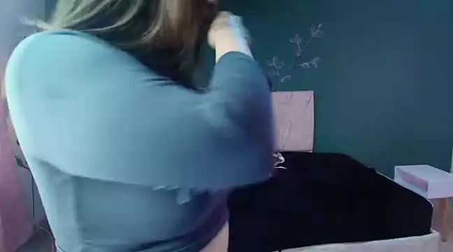 MariamCute  online show from 02/22/25, 10:09