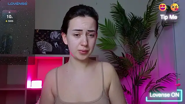 SweetieKendl online show from 05/02/26, 10:26