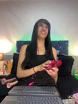 valentinabaez online show from 10/09/25, 06:50