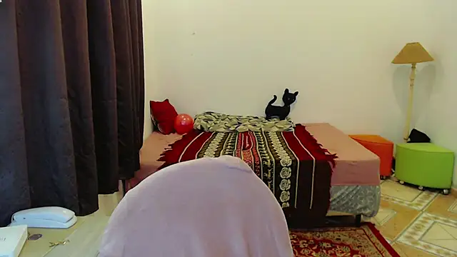 Sophie Fantasys online show from 04/15/26, 05:53