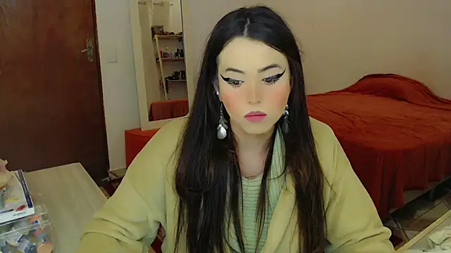 Snapshot of Sophie_Fantasys chatting on 06/08/26, 12:58 Sophie Fantasys online show from 06/08/26, 12:58