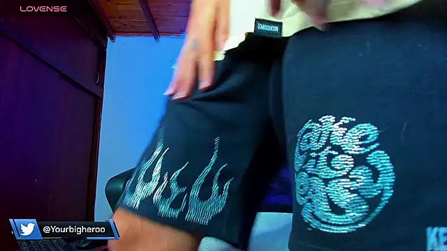 Snapshot of Your__hero1 chatting on 01/06/25, 05:49 Your hero1 online show from 01/06/25, 05:49