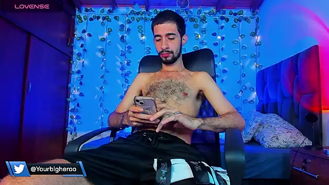 Snapshot of Your__hero1 chatting on 02/19/25, 08:31 Your hero1 online show from 02/19/25, 08:31