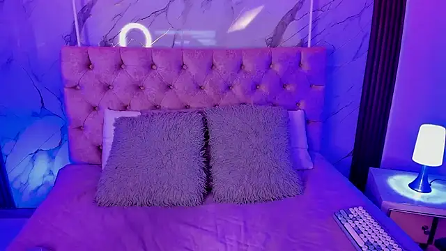 Abbyy Brooks online show from 11/18/25, 11:36