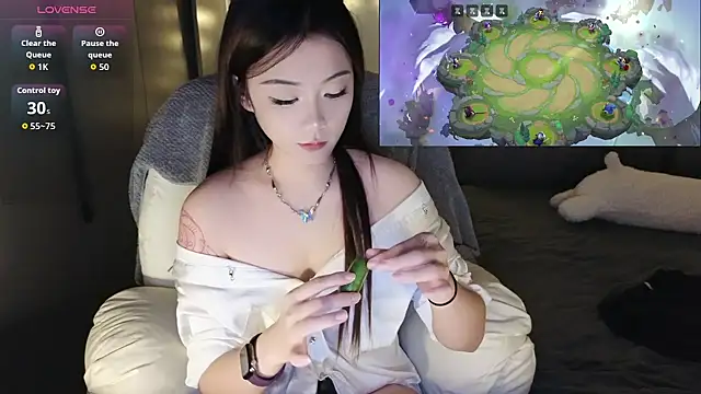 Snapshot of Jennie-007 chatting on 09/23/25, 10:57 Jennie-007 online show from 09/23/25, 10:57