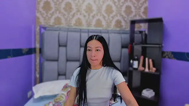 Lila Pinky online show from 10/20/25, 12:16